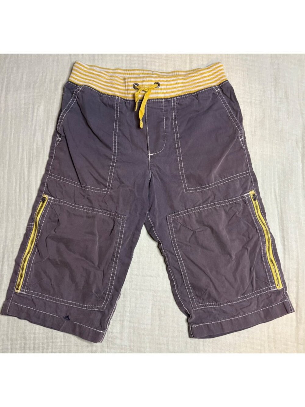 Mini Boden Boys Gray Cargo Shorts With Yellow Accents & Drawstring Waist - Size